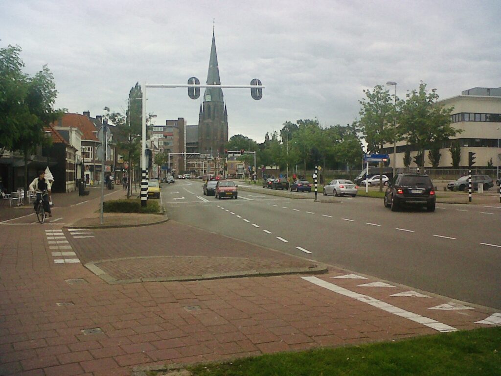 Kreuzung mit Blick auf den Oude Markt in Enschede